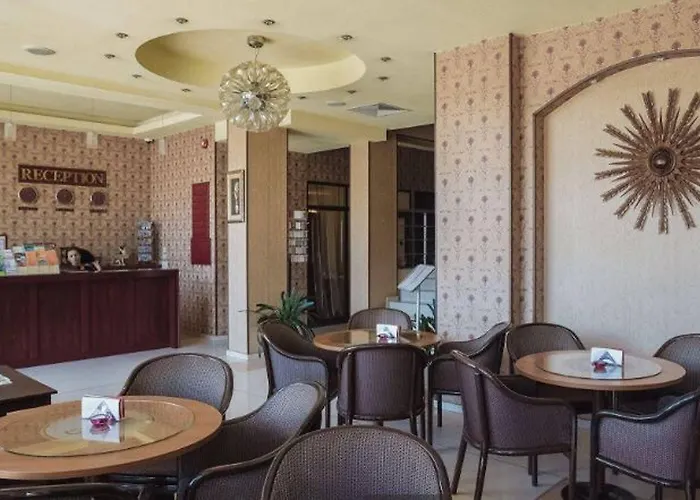 Western Terminus Hotell 4*