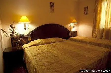 Western Terminus Hotel