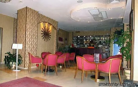 Western Terminus Otel