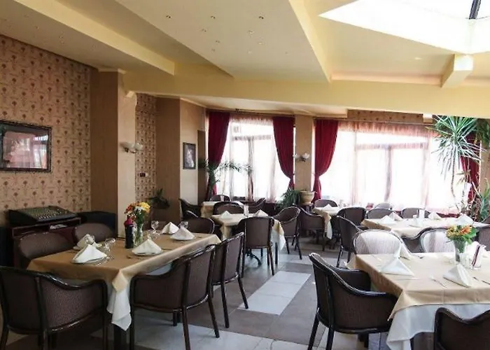 Hotel Western Terminus 4*