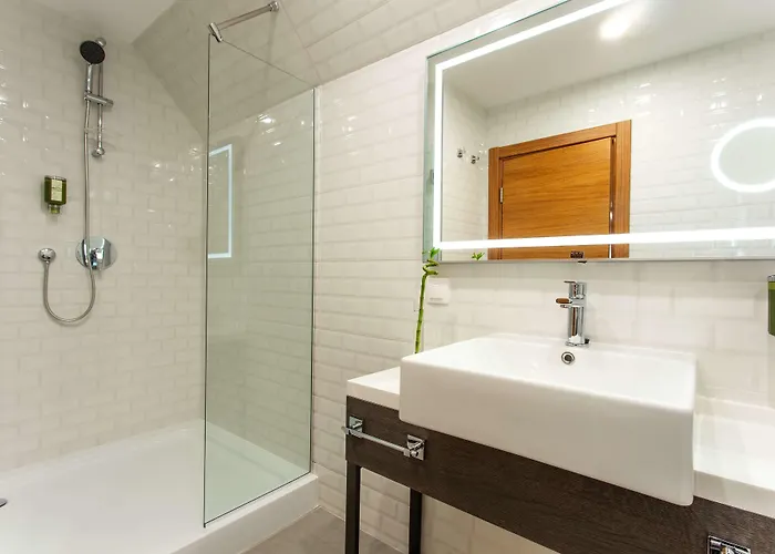 Western Terminus Hotel 4*