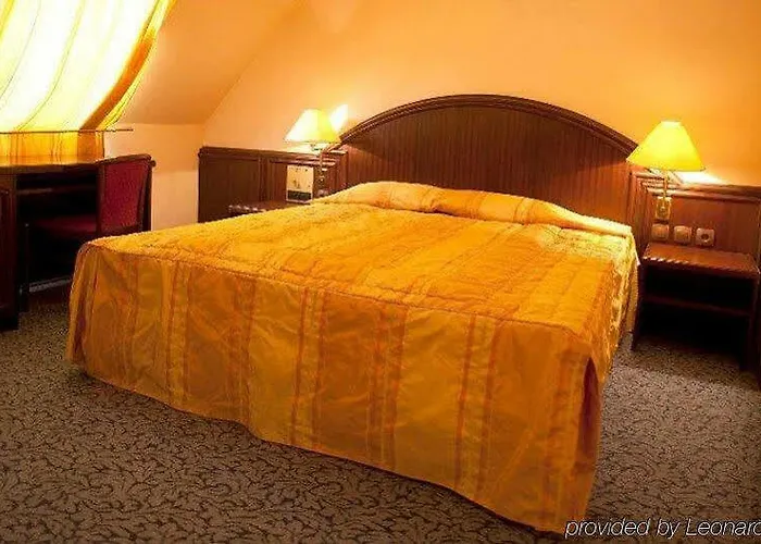 Western Terminus Hotel 4*